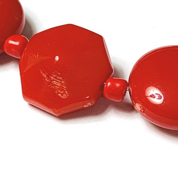 Vintage Bright Valentine Red Beaded Necklace and Earring Set Acrylic Silver Tone - Picture 7 of 10